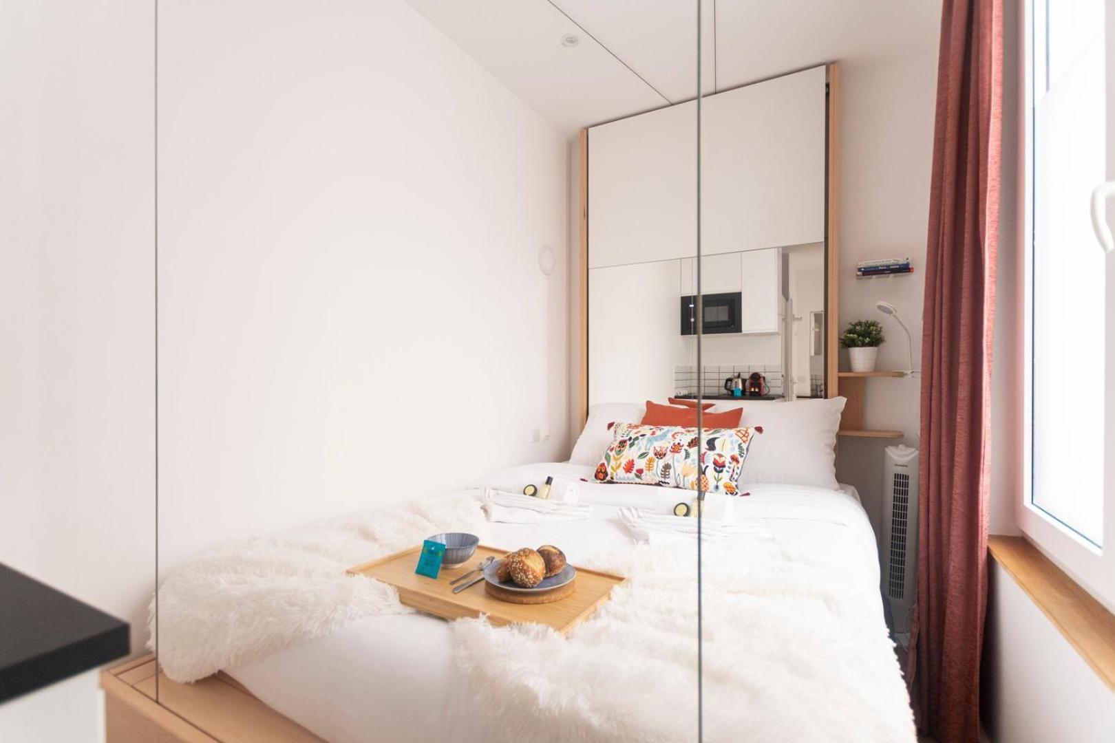 Super Central Mini Studio - 2 Pax, Murphy Bed Παρίσι Εξωτερικό φωτογραφία
