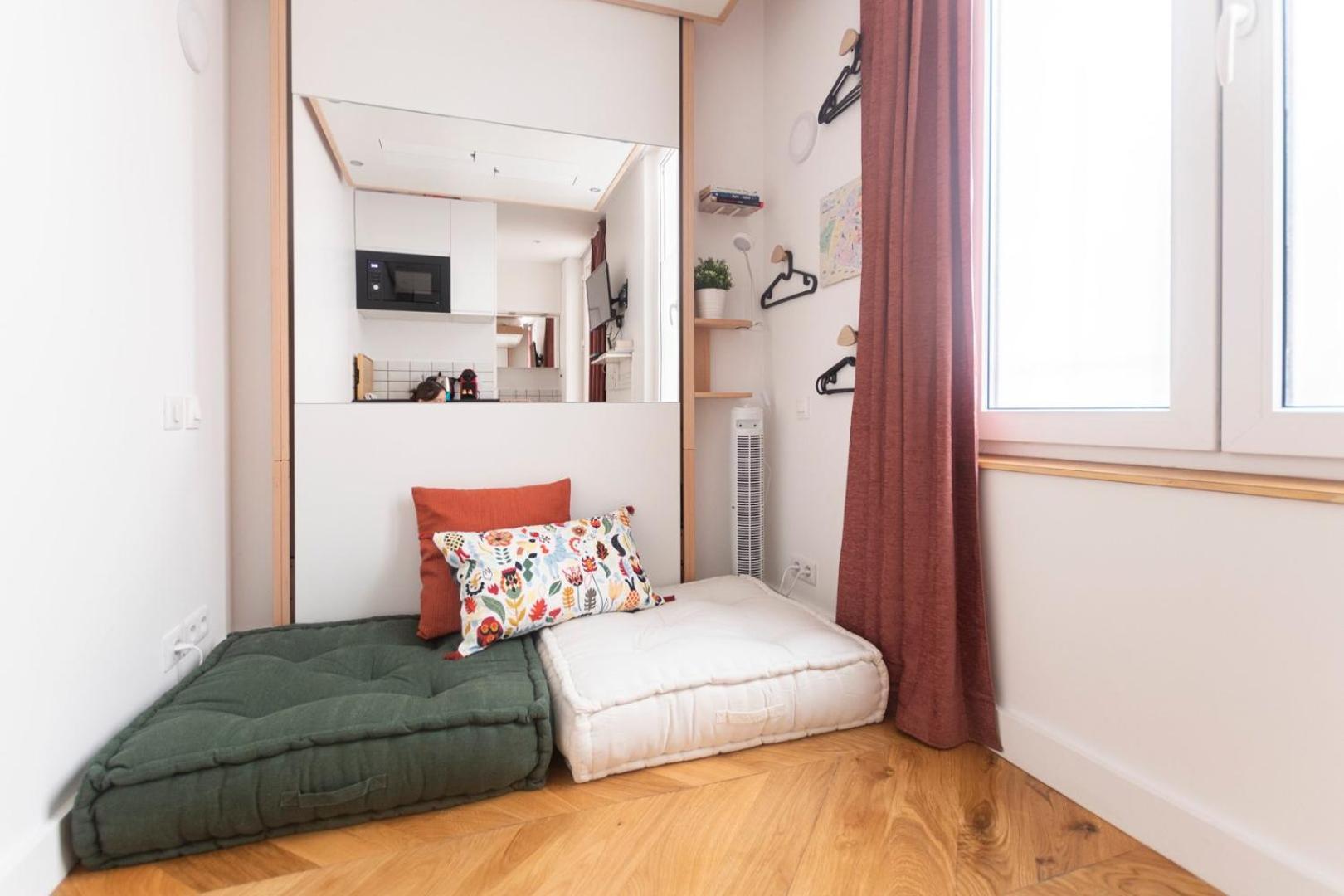 Super Central Mini Studio - 2 Pax, Murphy Bed Παρίσι Εξωτερικό φωτογραφία